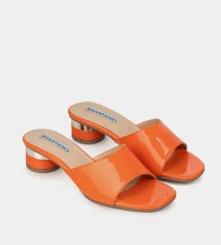 Online SANDALIA MULE TACÓN BAJO CHAROL NARANJA Mujer Sandalias Y Plataformas