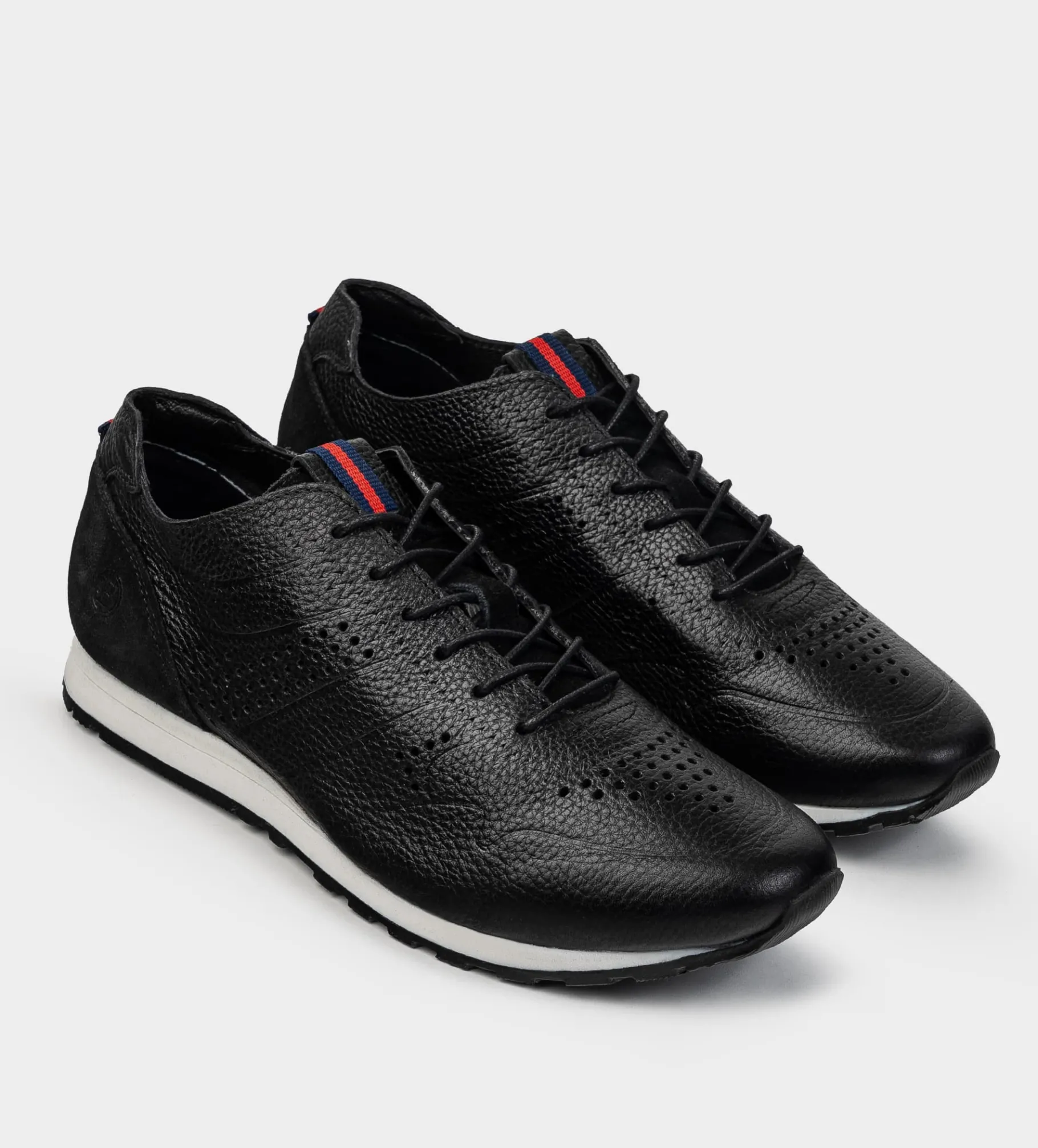 Online SNEAKER CASUAL PERFORADO PIEL NEGRO Hombre Sneakers